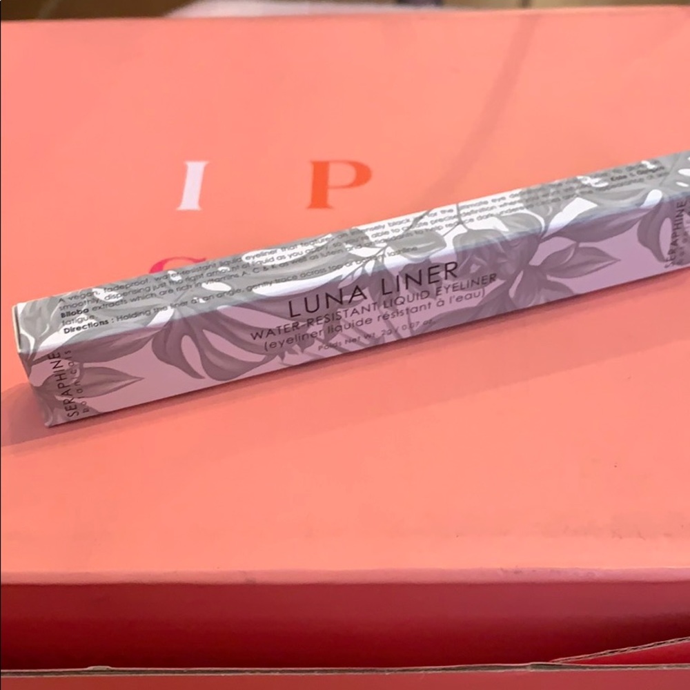 Luna Liner Water Resistant Liquid Eyeliner